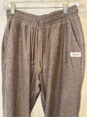 Peloton Women’s Heathered Brown Jogger Sweatpants